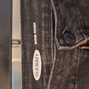 Old Navy Black Super Skinny Jeans
